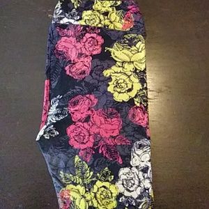 Lularoe TC2 leggings